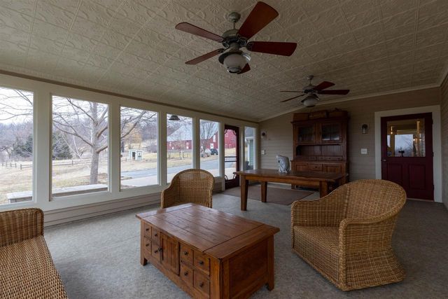 4989 N Ford Road, Scales Mound, IL 61075