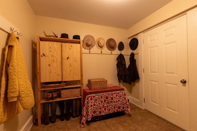 4989 N Ford Road, Scales Mound, IL 61075