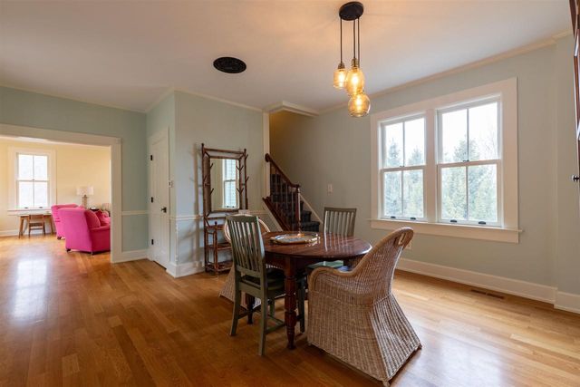 4989 N Ford Road, Scales Mound, IL 61075