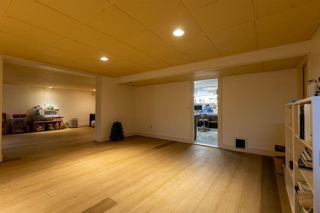 4989 N Ford Road, Scales Mound, IL 61075