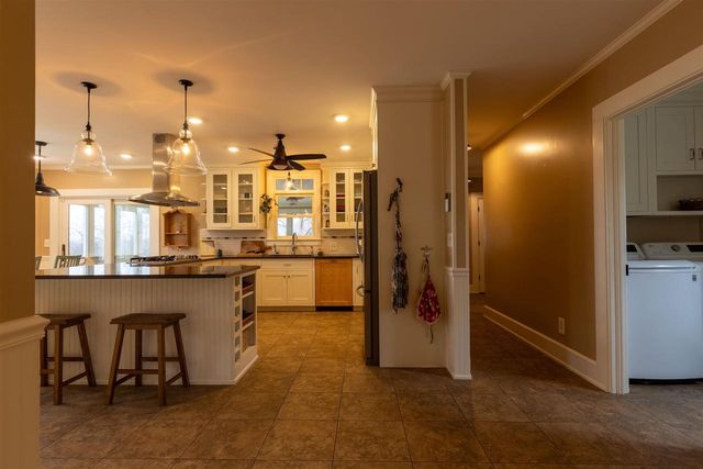 4989 N Ford Road, Scales Mound, IL 61075