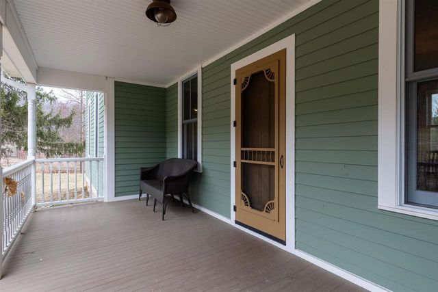 4989 N Ford Road, Scales Mound, IL 61075