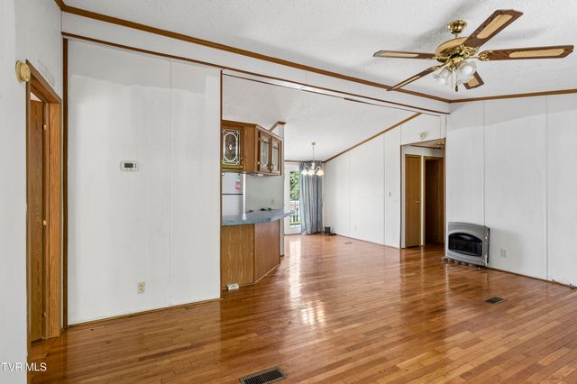 195 Hensley Loop, Jonesborough, TN 37659