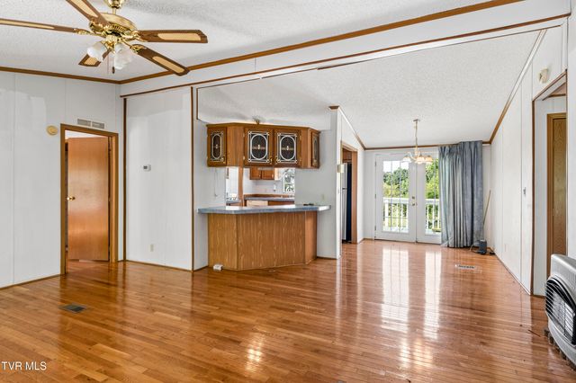 195 Hensley Loop, Jonesborough, TN 37659