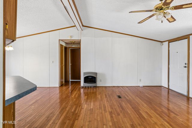 195 Hensley Loop, Jonesborough, TN 37659