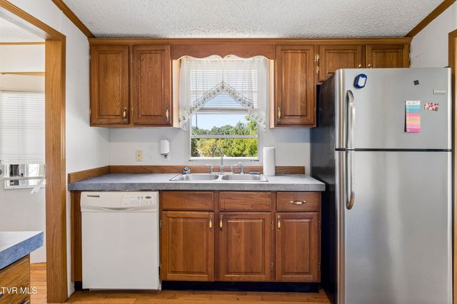 195 Hensley Loop, Jonesborough, TN 37659