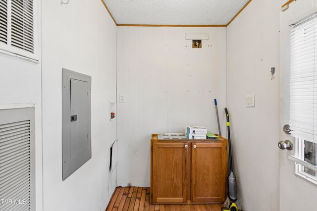 195 Hensley Loop, Jonesborough, TN 37659