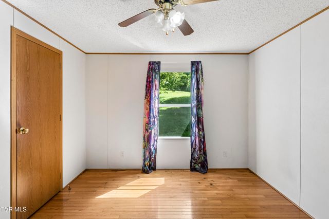 195 Hensley Loop, Jonesborough, TN 37659
