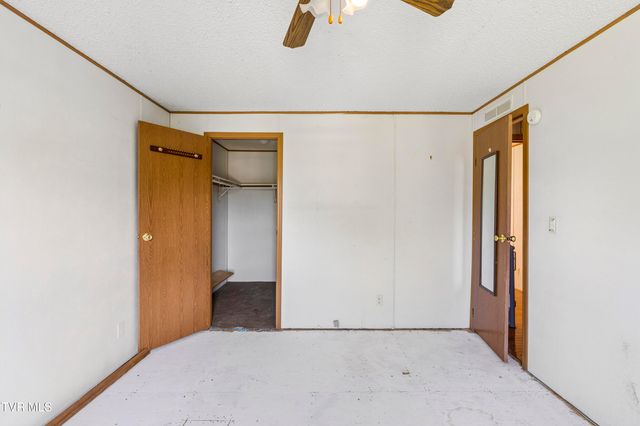 195 Hensley Loop, Jonesborough, TN 37659
