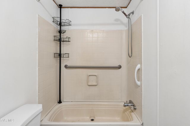 195 Hensley Loop, Jonesborough, TN 37659