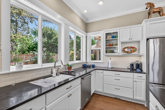746 C Street, Ashland, OR 97520