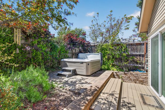 746 C Street, Ashland, OR 97520