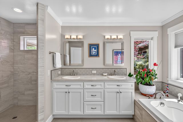 746 C Street, Ashland, OR 97520