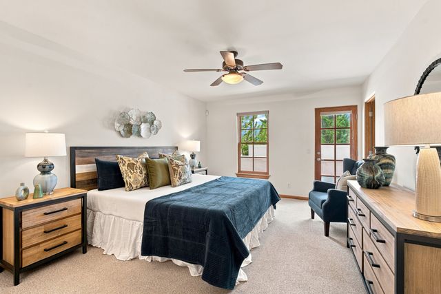 41 E Via Plaza Nueva, Santa Fe, NM 87507