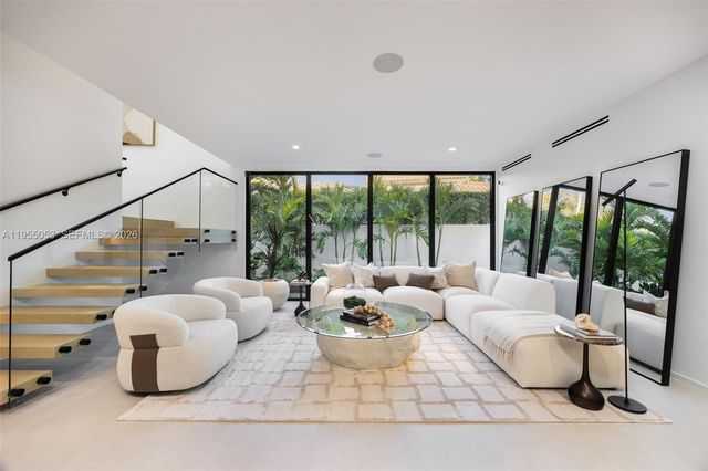 30 Samana Drive, Coconut Grove, FL 33133