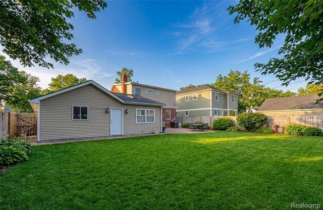 718 N Altadena Avenue, Royal Oak, MI 48067