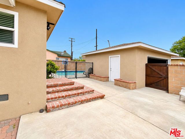 18515 Doty Avenue, Torrance, CA 90504