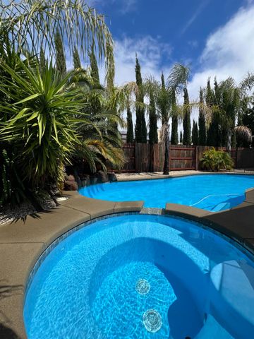 512 SPRUCE Ct, Lincoln, CA 95648
