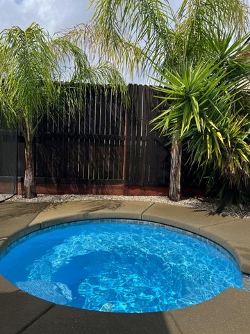 512 SPRUCE Ct, Lincoln, CA 95648