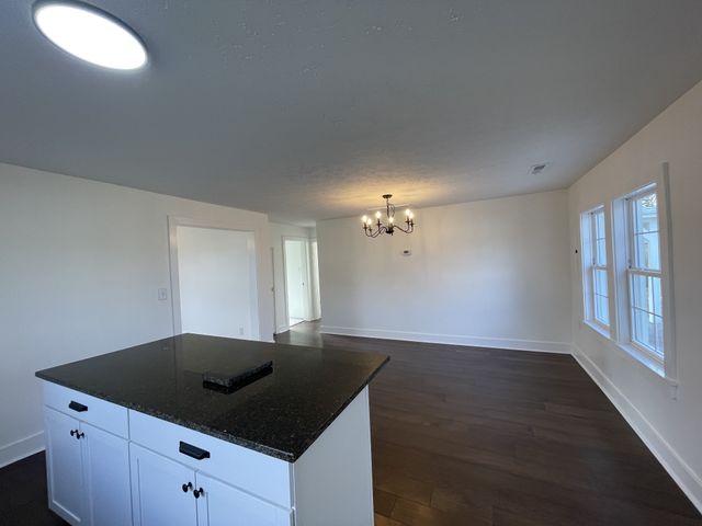 412 Meador Dr, Lafayette, TN 37083