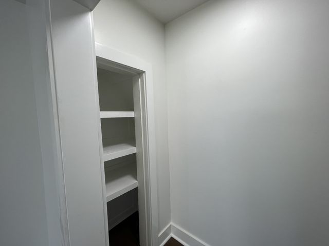 412 Meador Dr, Lafayette, TN 37083