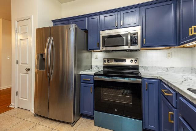 1354 ISLAND SHORE DR, Memphis, TN 38103