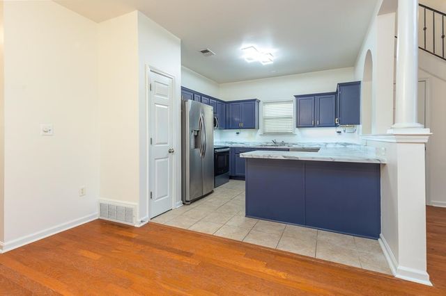 1354 ISLAND SHORE DR, Memphis, TN 38103