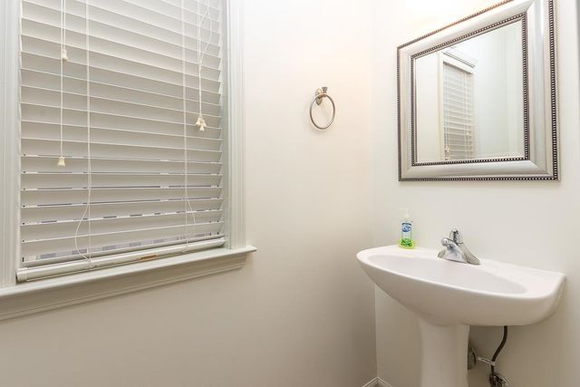 1354 ISLAND SHORE DR, Memphis, TN 38103