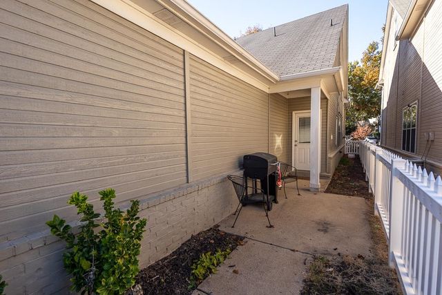 1354 ISLAND SHORE DR, Memphis, TN 38103