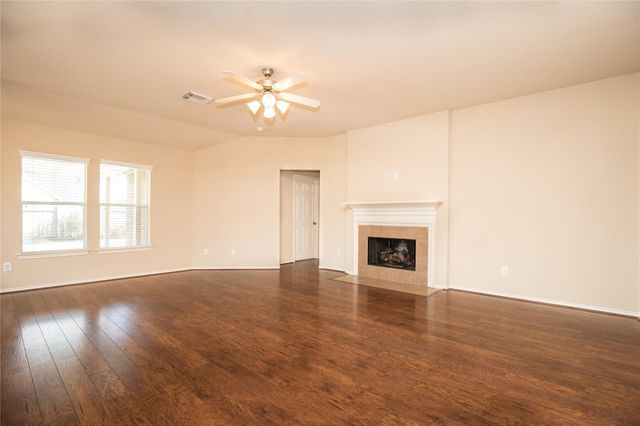 416 Laddingford Ln, League City, TX 77573