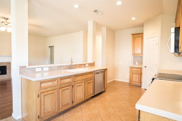 416 Laddingford Ln, League City, TX 77573