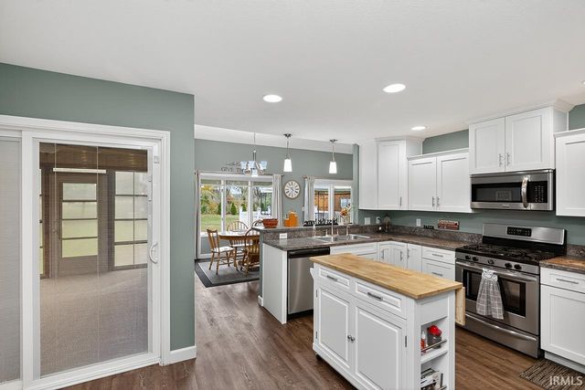 53597 Tara Lane, Elkhart, IN 46514