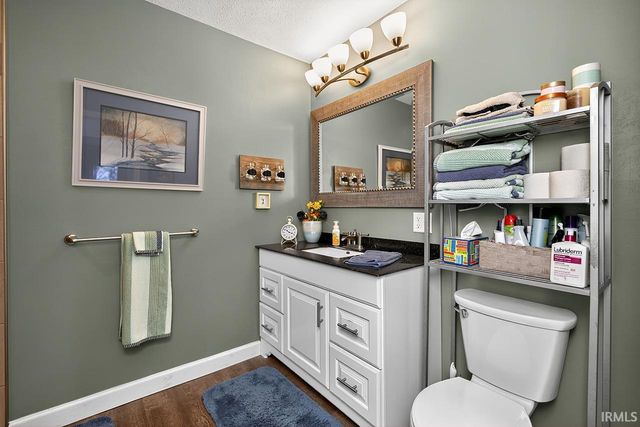 53597 Tara Lane, Elkhart, IN 46514