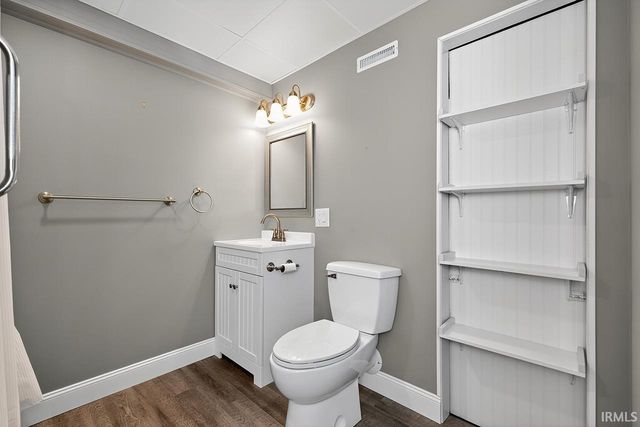 53597 Tara Lane, Elkhart, IN 46514