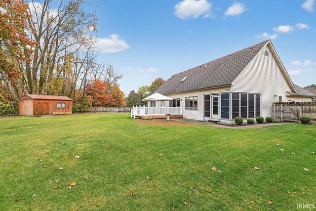 53597 Tara Lane, Elkhart, IN 46514