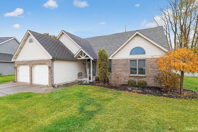 53597 Tara Lane, Elkhart, IN 46514