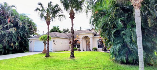 1562 SW Mercedes Avenue, Port St Lucie, FL 34953