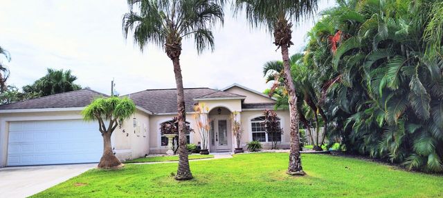 1562 SW Mercedes Avenue, Port St Lucie, FL 34953