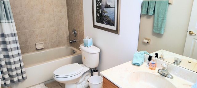1562 SW Mercedes Avenue, Port St Lucie, FL 34953