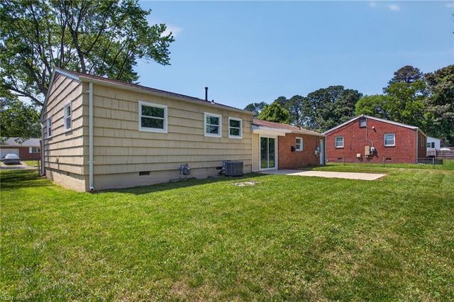 514 Brentwood DR, Newport News, VA 23601