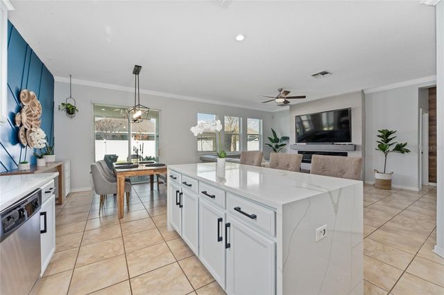 2546 EAGLE BAY BOULEVARD, Kissimmee, FL 34743