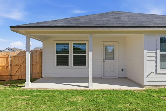 298 Denali DR, Kyle, TX 78640