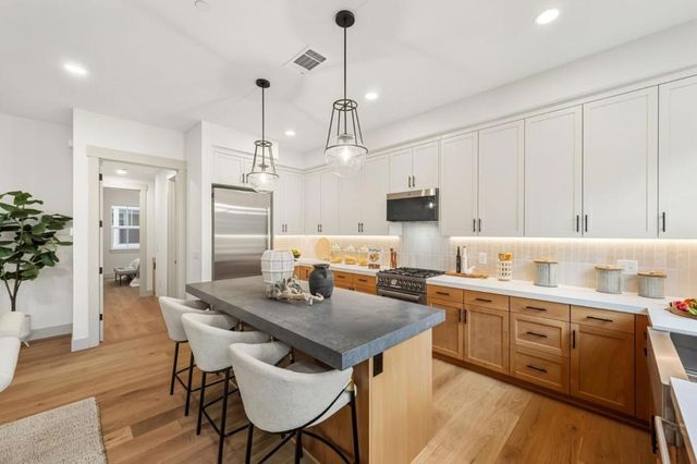 4914 Vivi Place, San Jose, CA 95124