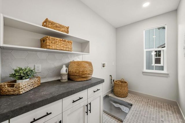 4914 Vivi Place, San Jose, CA 95124