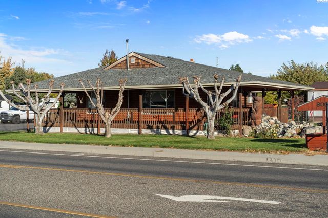 800 N Volland, Kennewick, WA 99336