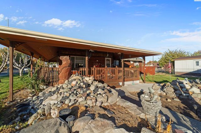 800 N Volland, Kennewick, WA 99336