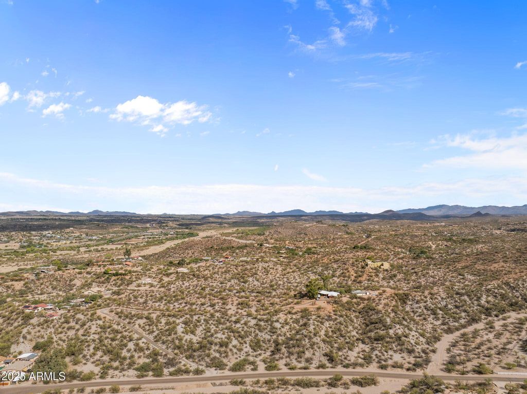 586 CONSTELLATION Road -, Wickenburg, AZ 85390 — photo 3