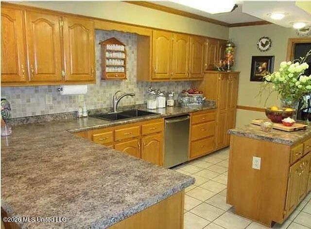 11710 Whispering Pines Drive, Olive Branch, MS 38654