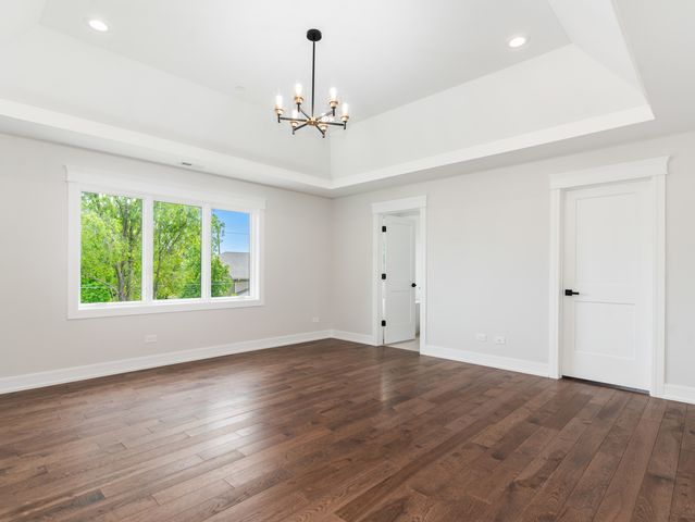 10441 S 83rd Avenue, Palos Hills, IL 60465