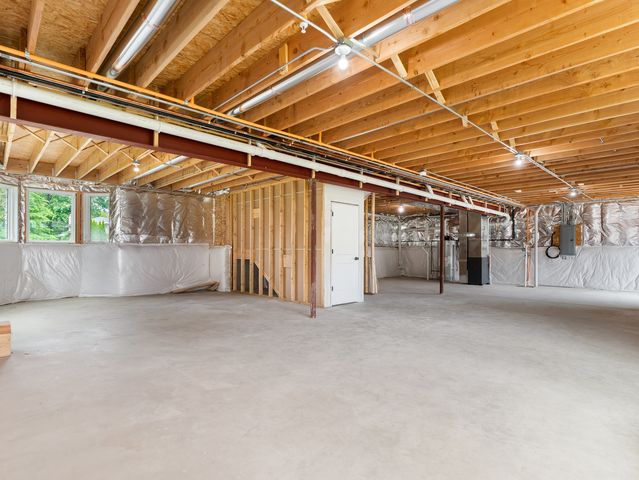 10441 S 83rd Avenue, Palos Hills, IL 60465